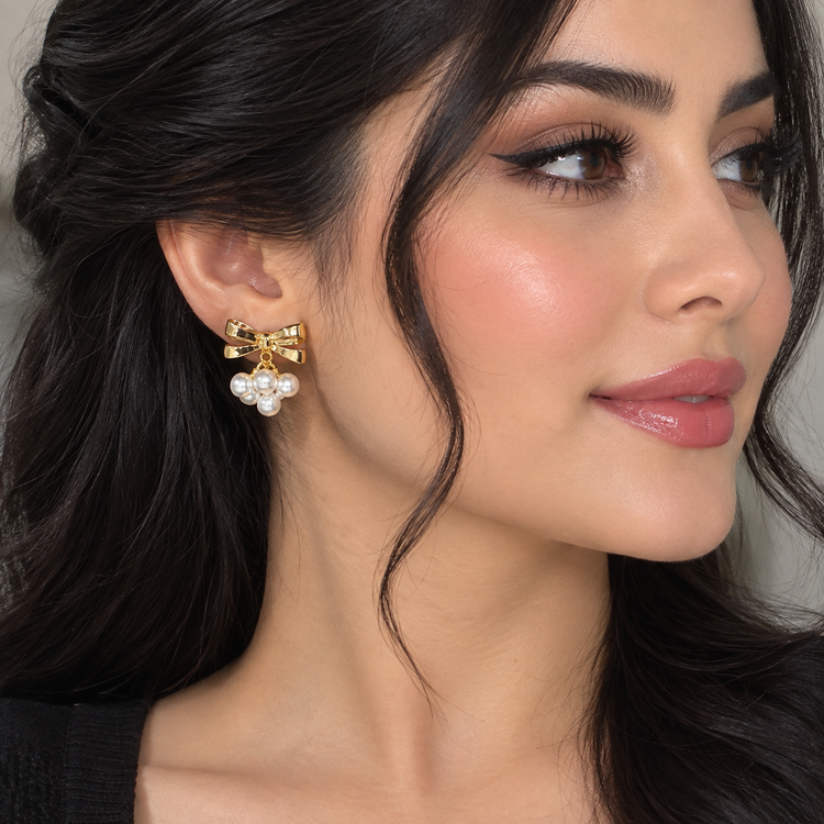 گوشواره زنانه مدل پاپیون و مروارید طلایی استیل